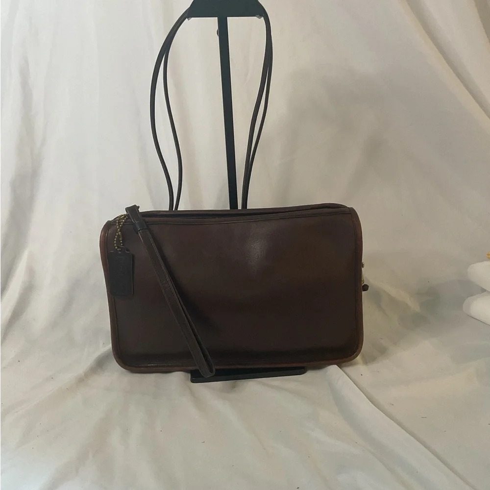 Vintage Coach NYC small slim clutch